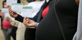 Covid-19: Presidente sanciona lei com prioridades para vacinação