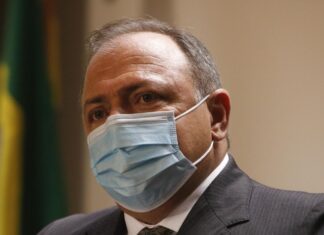 Vacinação contra coronavírus começa nesta segunda-feira, afirma Ministro da Saúde