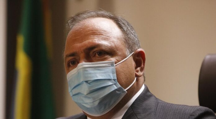 Vacinação contra coronavírus começa nesta segunda-feira, afirma Ministro da Saúde