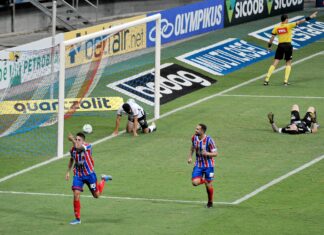 Bahia vence o Corinthians no Brasileirão e respira na tabela; Timão se complica por Libertadores