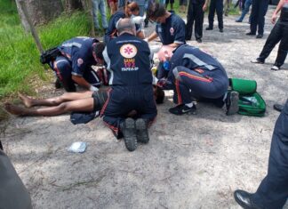 Jovem é resgatado após se afogar em lago de Jandira