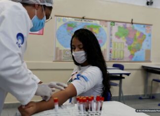 Brasil registra 209,9 mil mortes e 8,48 milhões de casos de covid-19