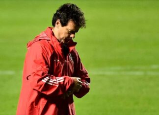 Com título longe, São Paulo demite Fernando Diniz após nova derrota