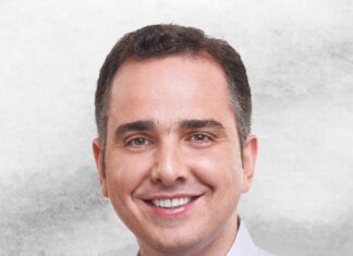 Rodrigo Pacheco é eleito presidente do Senado
