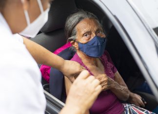Cotia inicia vacinação contra Covid-19 nesta terça-feira (2) para idosos acima de 80 anos