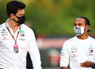 Hamilton chega a acordo com a Mercedes para temporada de 2021 na F1