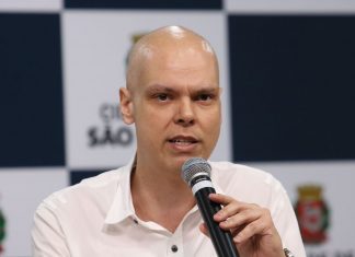Prefeito Bruno Covas volta a fazer quimioterapia