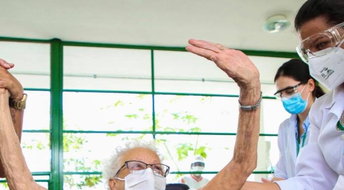 “Asilos” tem 100% dos idosos vacinados contra Covid-19, afirma prefeito