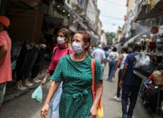 Média diária de mortes por Covid-19 passa de 1,5 mil, informa Fiocruz