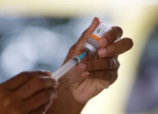 Covid-19: Saúde prevê 30 milhões de doses ainda este mês