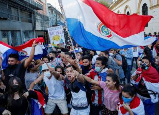 Assunção, no Paraguai, registra violência após resposta à pandemia gerar protestos