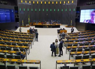 Câmara aprova MP que aumenta limite de crédito consignado
