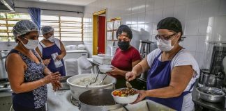 Santana de Parnaíba realiza entrega dos marmitex para os alunos da rede municipal