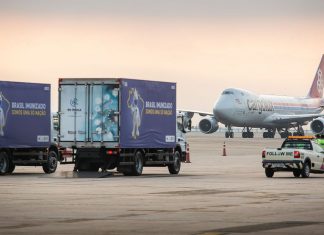 Fiocruz recebe insumos para produção de vacina da Oxford/AstraZeneca