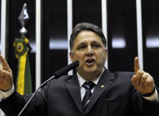 RJ: Garotinho tem pena aumentada e fica inelegível por oito anos