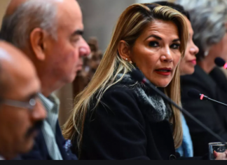 Justiça determina prisão preventiva de 4 meses contra ex-presidente da Bolívia