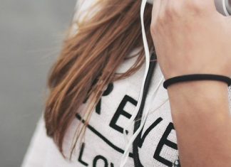Jovens entre 11 e 12 anos devem tomar vacina contra meningite acwy em Cotia