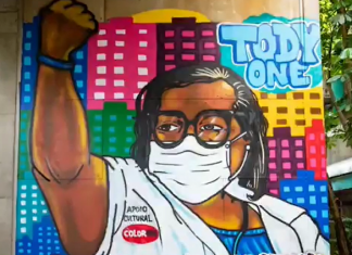 Dia da Mulher: Primeira pessoa vacinada contra Covid-19 no Brasil é homenageada em SP