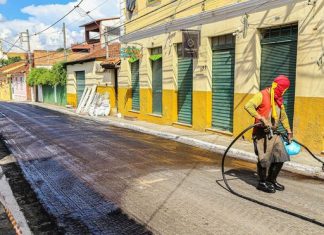 Ruas de Santana de Parnaíba passam por obras de recapeamento