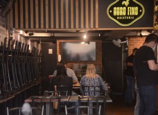 Rio fecha bares à noite e adota toque de recolher