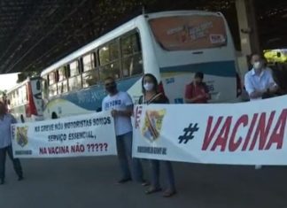 Motoristas protestam contra atraso no pagamento de salários em São Paulo