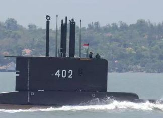 Submarino indonésio que estava desaparecido é encontrado aos pedaços