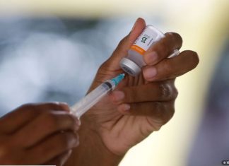 Brasil atinge marca de 400 mil mortos pela covid-19