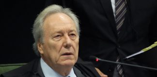 Lewandowski libera acesso de senador a mensagens da Operação Spoofing