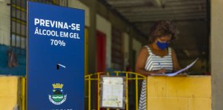 Desenvolvimento Social disponibiliza totens de álcool 70% para entidades de Cotia