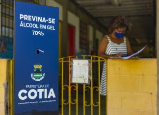 Desenvolvimento Social disponibiliza totens de álcool 70% para entidades de Cotia