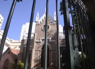 Ministro do STF libera cerimônias religiosas presenciais na Páscoa