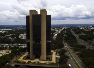 Prazo para Declaração Anual de Capitais no Exterior termina nesta segunda-feira
