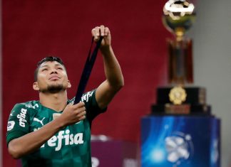 Palmeiras cai outra vez nos pênaltis e Defensa conquista a Recopa