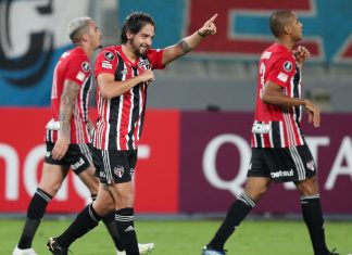 Libertadores: São Paulo vence fácil e Flamengo vira na Argentina