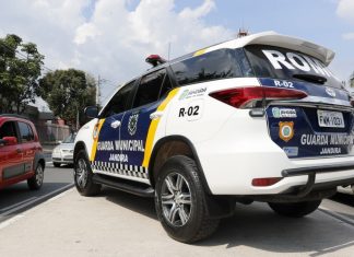 Trio é preso após manter motorista por aplicativo em cárcere em Jandira
