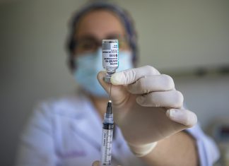 Covid19: Sábado (8) haverá vacinação para trabalhadores da saúde 18+ com vínculo ativo em Cotia