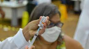 Farmacêuticos poderão participar da campanha contra a covid-19