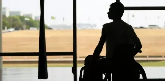 “Cidades são hostis às pessoas com deficiência”, afirma secretária