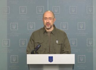 Premiê diz que Ucrânia está prestes a integrar rede elétrica europeia