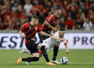 Jogando na Arena da Baixada, Athletico-PR empata com Estudiantes