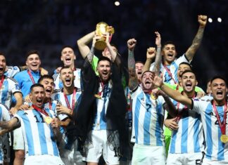 Argentina conquista o tricampeonato mundial e consagra Lionel Messi