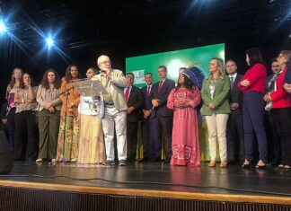 Presidente eleito anuncia últimos 16 ministros do novo governo