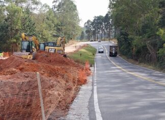 Barueri: Prefeitura realiza alargamento em trecho da estrada Yojiro Takaoka em Aldeia da Serra