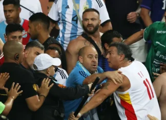 Torcedores entram em confronto antes de Brasil e Argentina