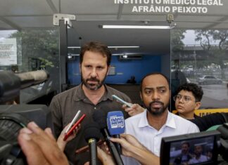 Deputados cobram rapidez em investigações sobre assassinato de médicos