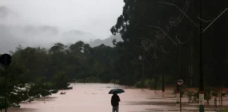 Porto Alegre fecha comportas de segurança para evitar inundação