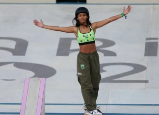 Rayssa Leal conquista medalha de bronze no skate street feminino
