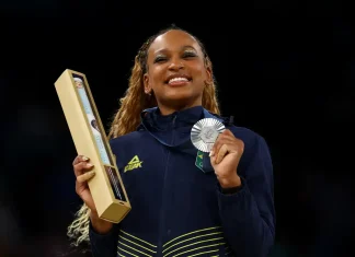 Rebeca Andrade conquista a prata na final do salto nos Jogos de Paris