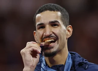 Edival Pontes conquista bronze para o Brasil no taekwondo