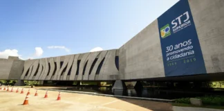 STJ autoriza faculdade a cobrar mensalidade maior de alunos calouros